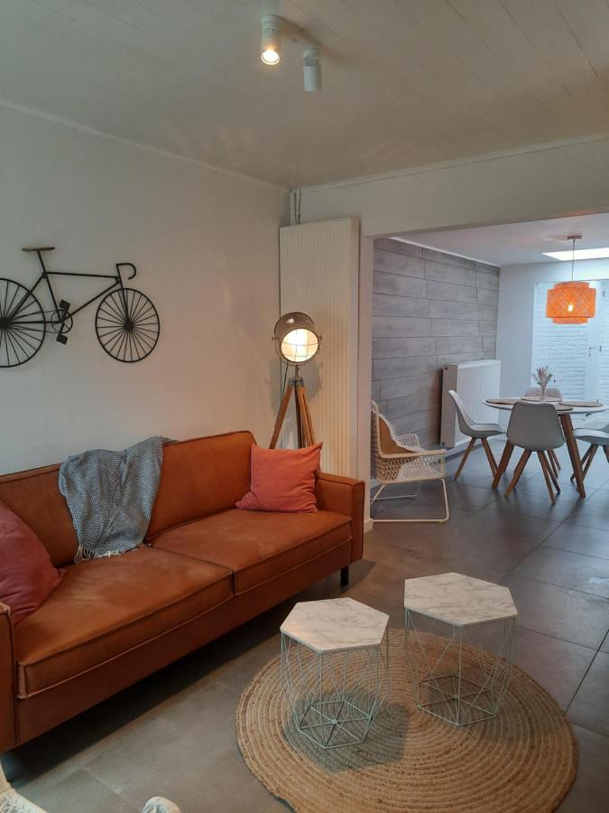 Huisje Op De Muur Van ヘラールツベルヘン エクステリア 写真
